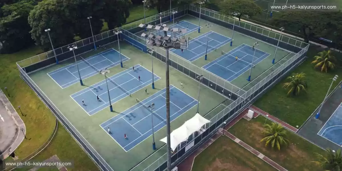 汗水与荣耀的舞台，等你来战！⚽ 报名即享专属福利，点击开启征程！